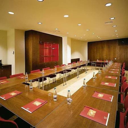 Premier Boekarest